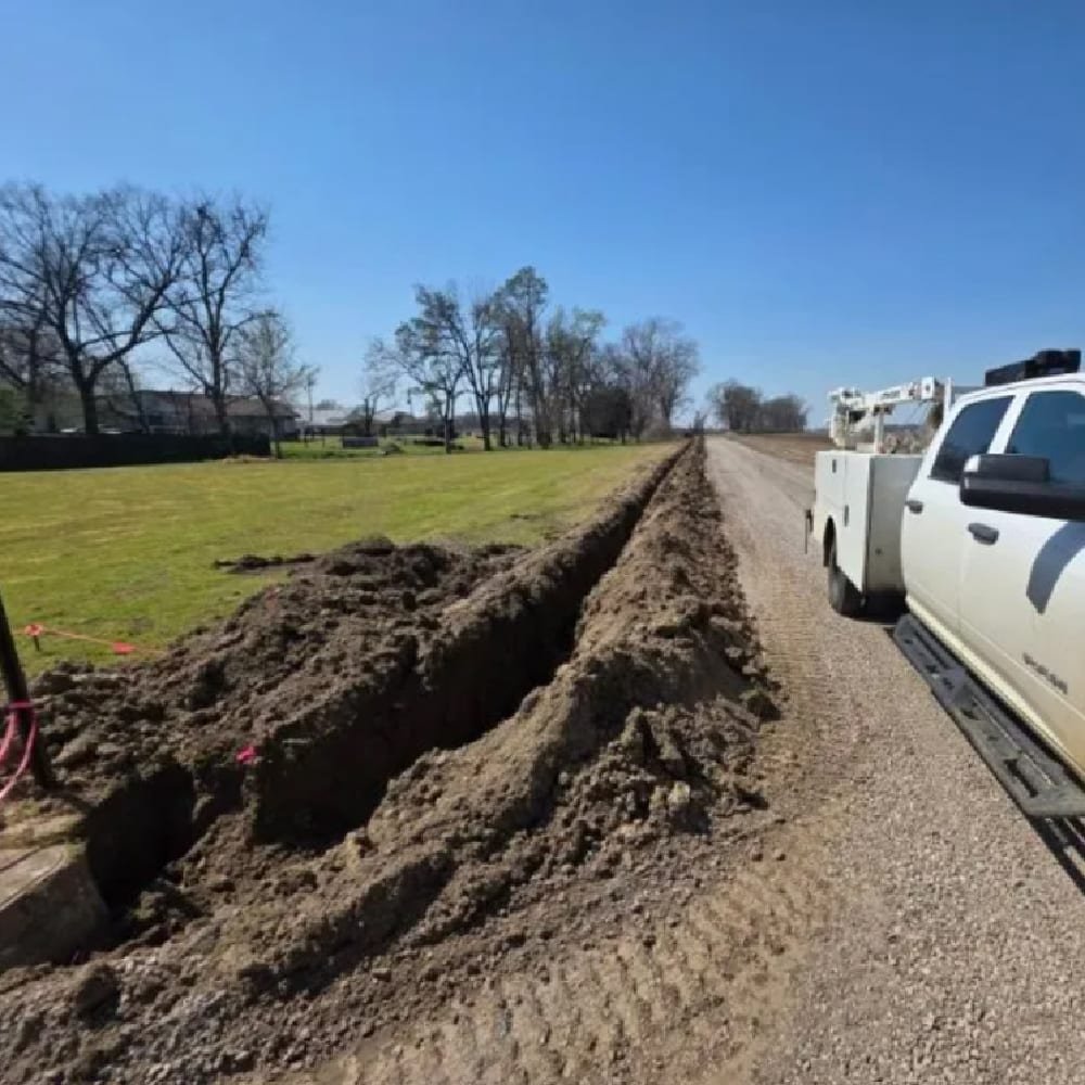 service-1 JR's Sand and Gravel excavation, gravel hauling and dirt-work in Corinth, MS